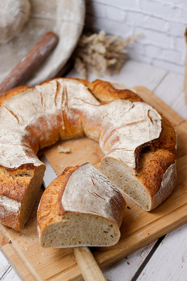 Couronne (French crown bread)