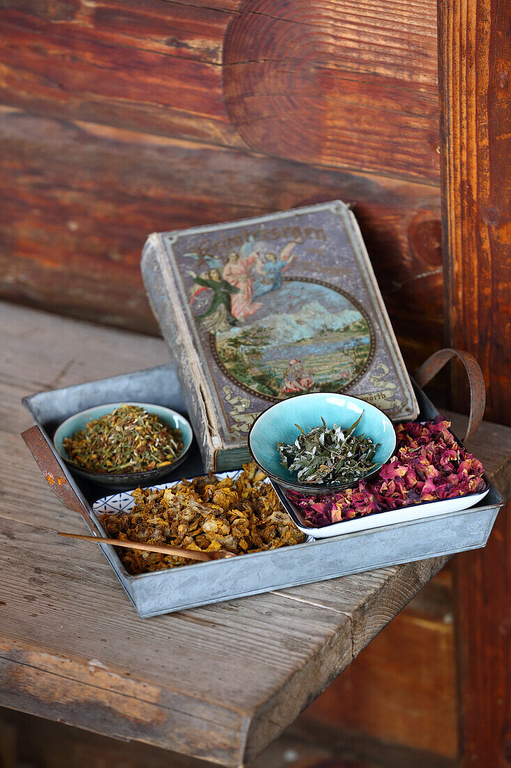 Ingredients for incense blends to purify the atmosphere in offices, in the study