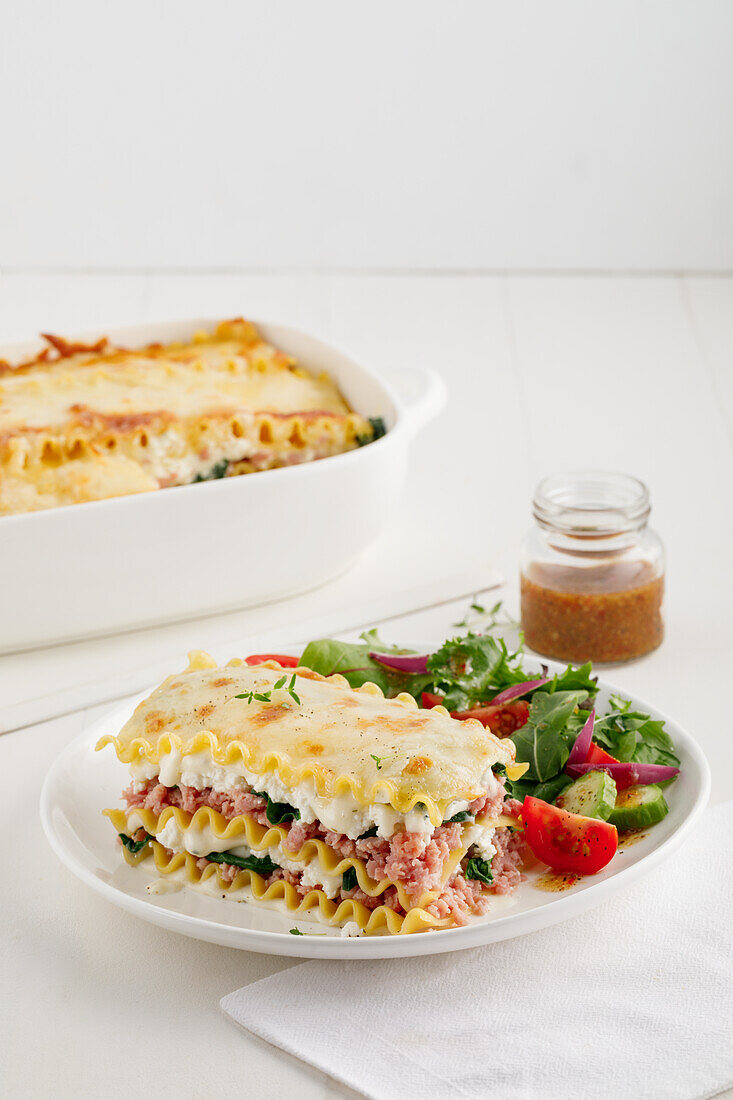 Lasagne mit Salatbeilage