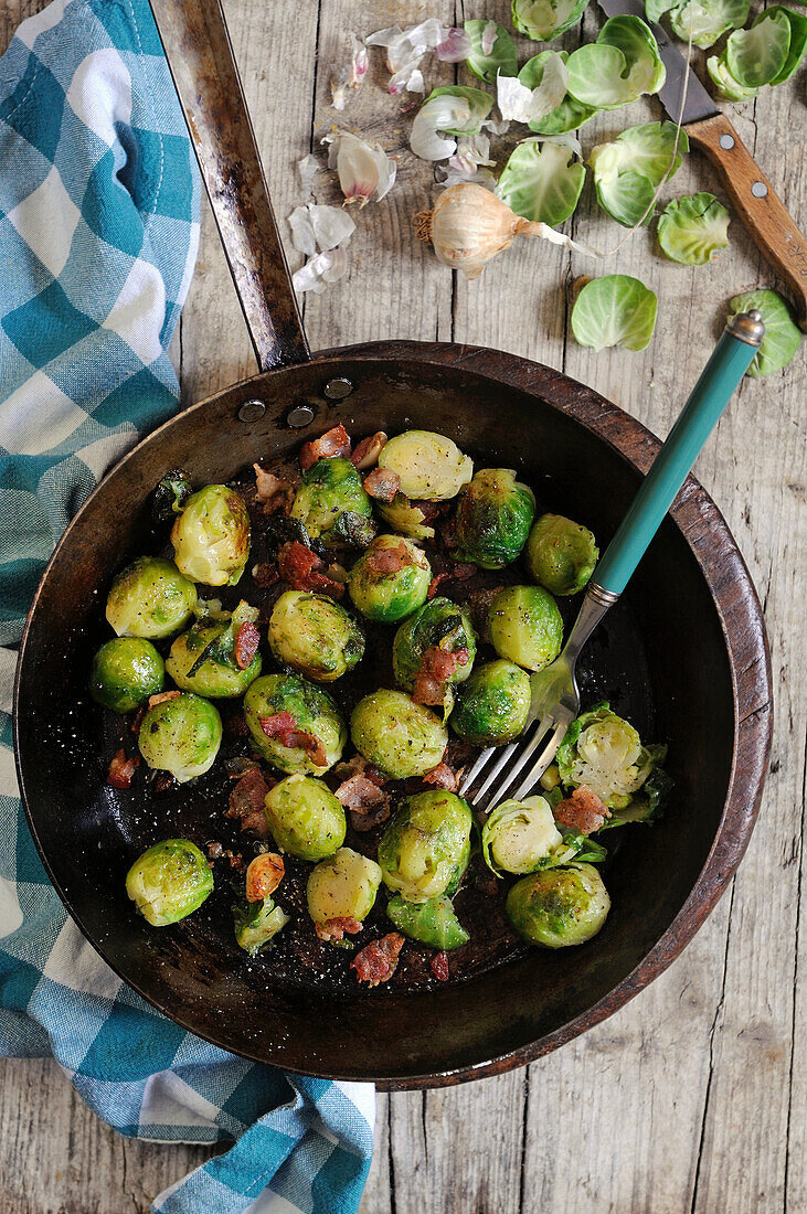 Brussels sprouts with pancetta and garlic