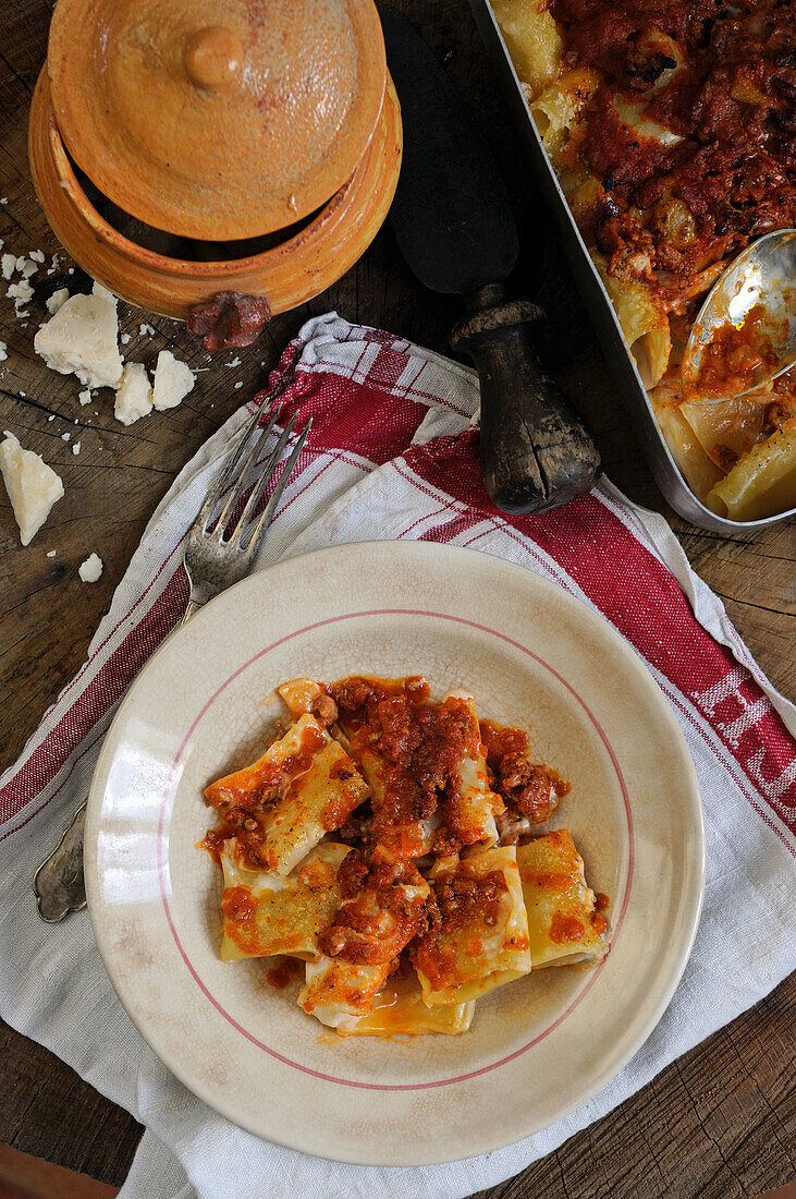 Paccheri pasta casserole with Bolognese sauce
