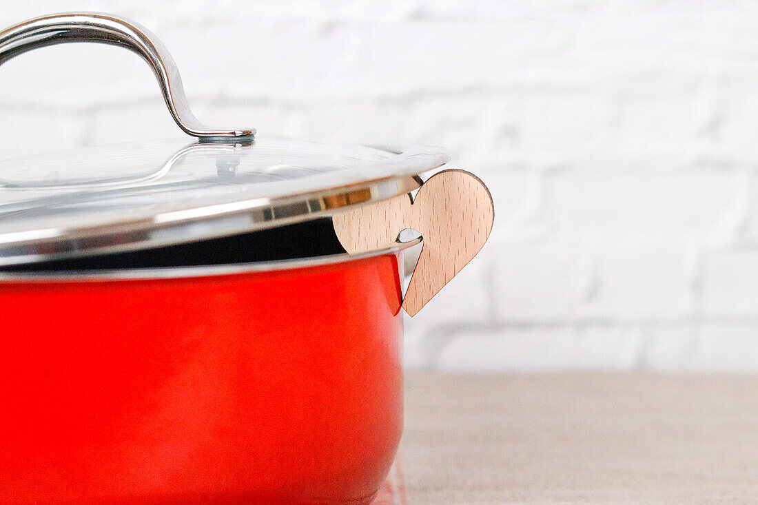 Saucepan with wooden heart