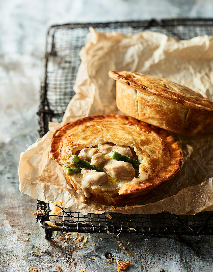 Thai chicken curry pies