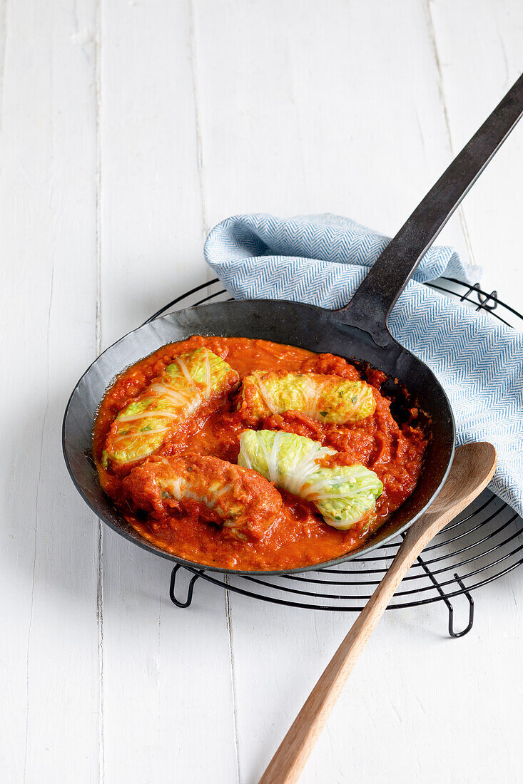 Chinese cabbage roulades with feta