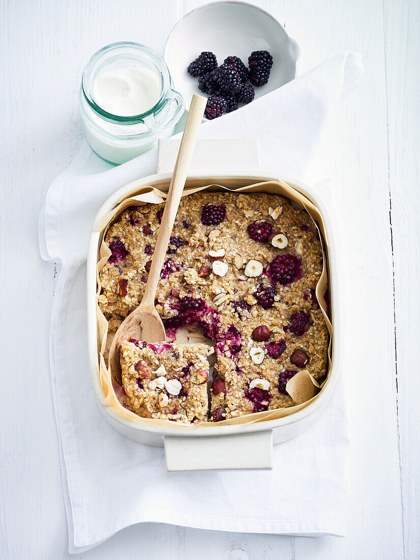 Baked oatmeal with blackberries