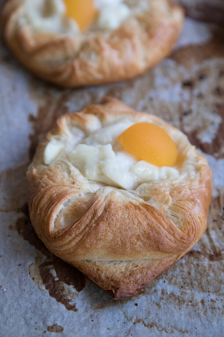 Cheese pastries with apricots