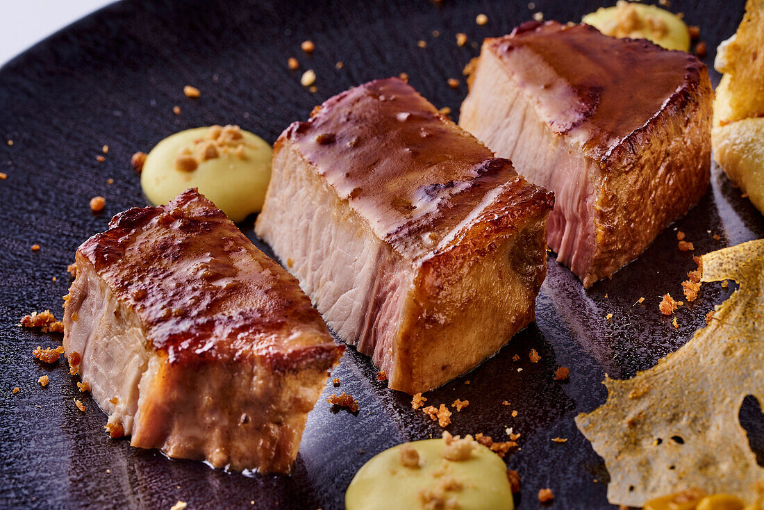 Caramelised pork with polenta
