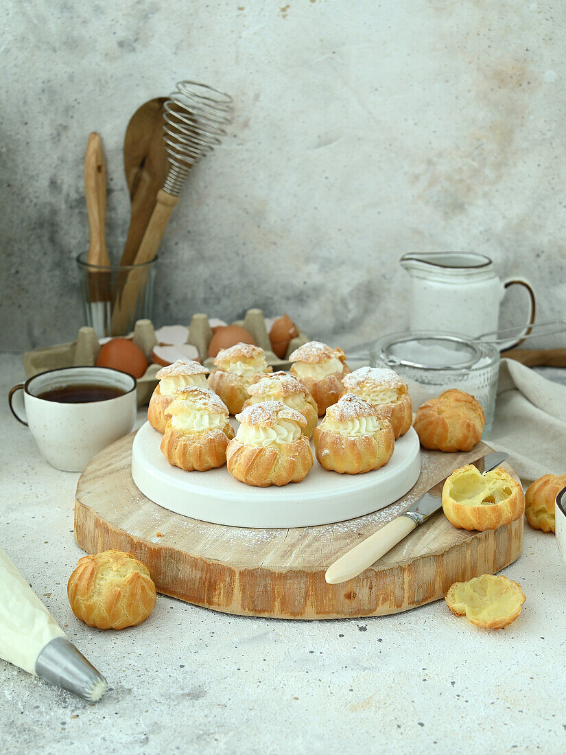 Profiteroles with cream cheese cream