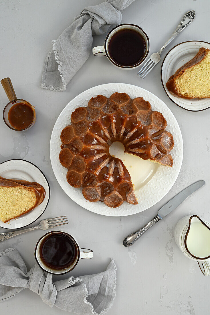 Milk cake with salted caramel