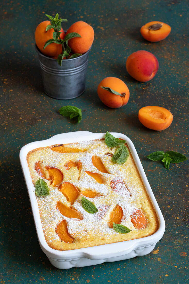 Aprikosenclafoutis mit Kokosmehl