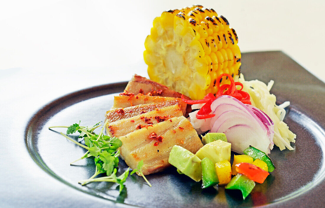 Pozole-Salat mit Schweinefleisch (Mexiko)