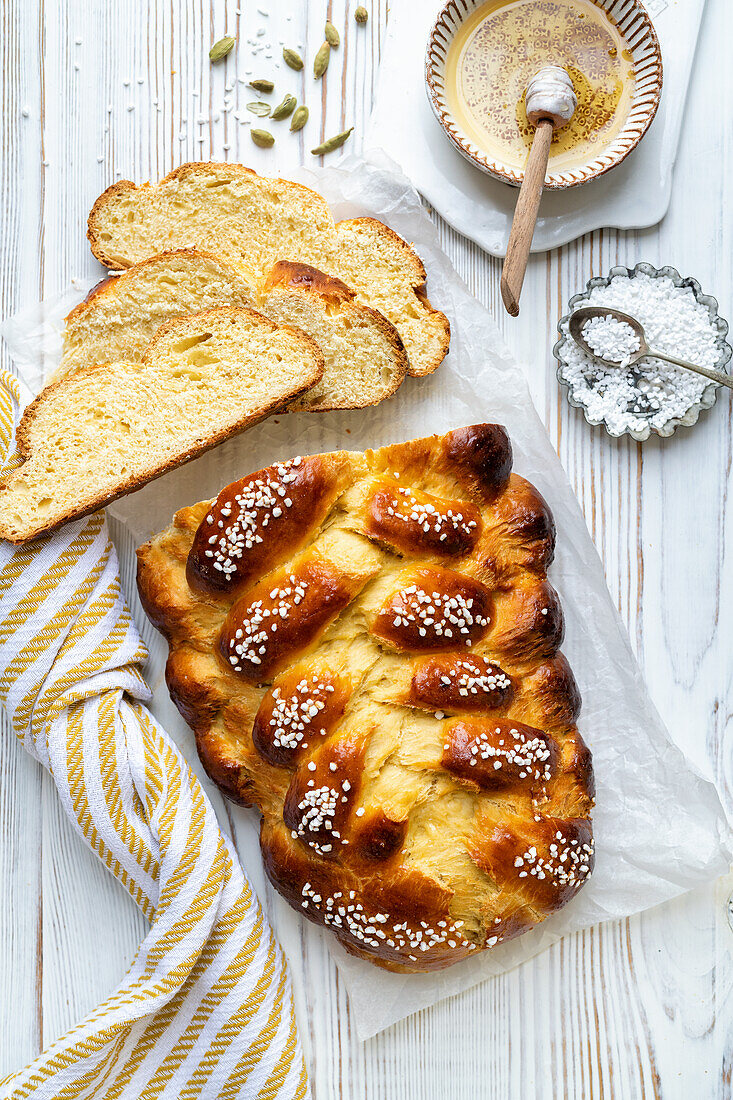 Challah (Jewish yeast plait)