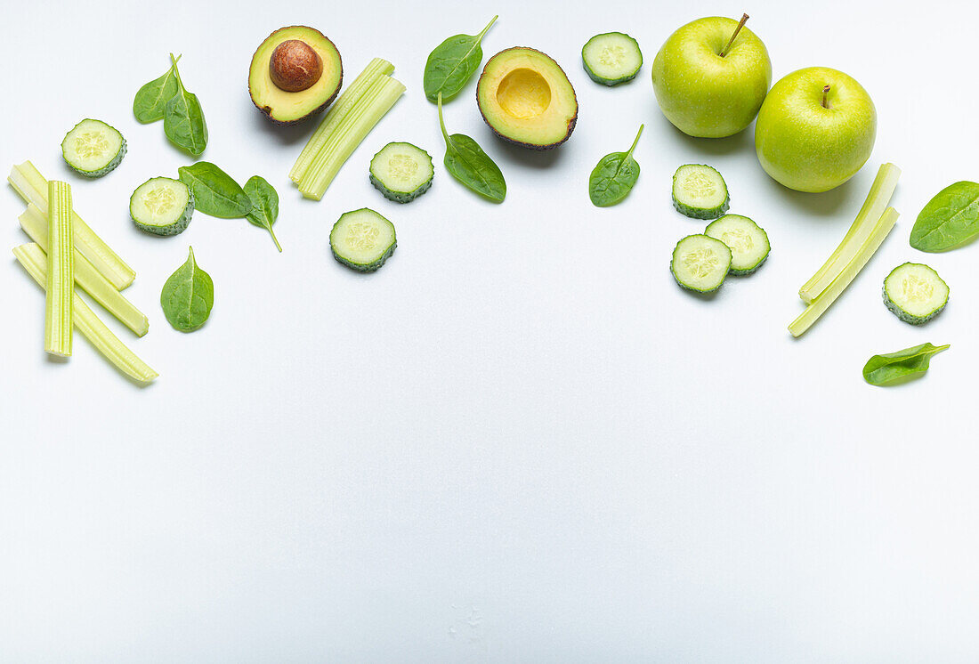 Grünes Obst und Gemüse