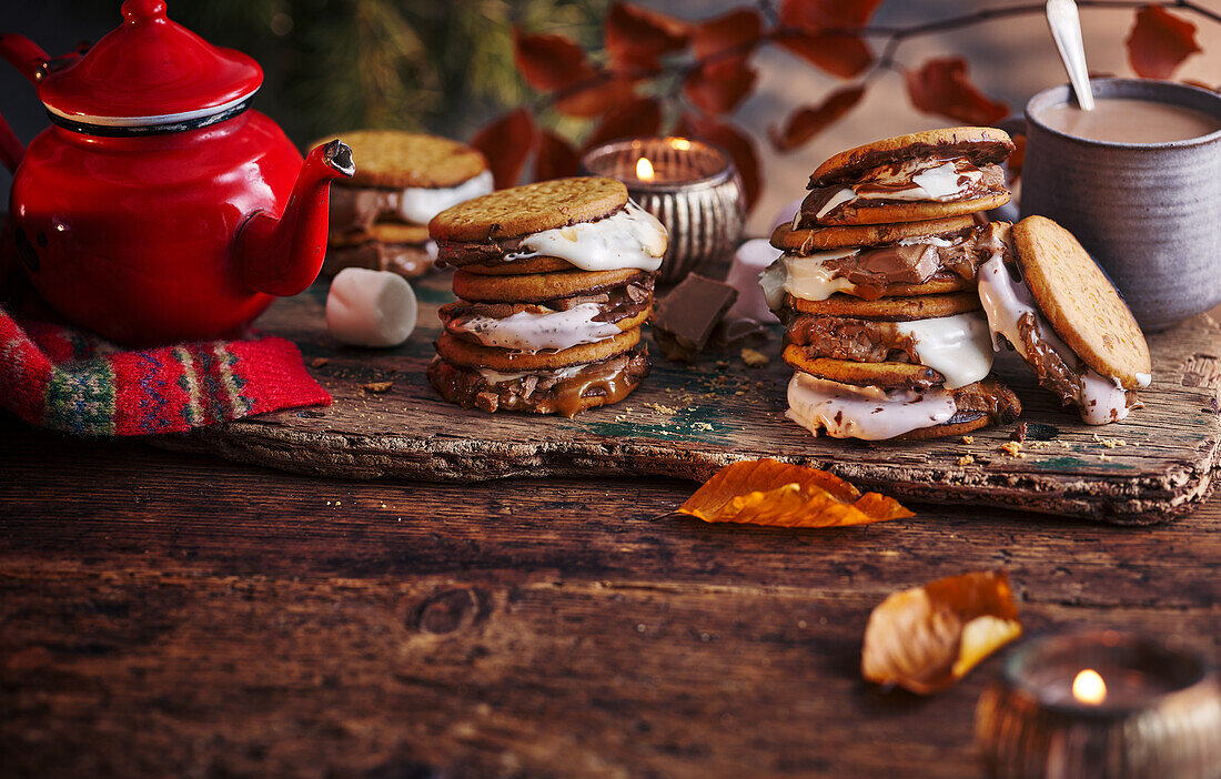 Chocolate caramel smores