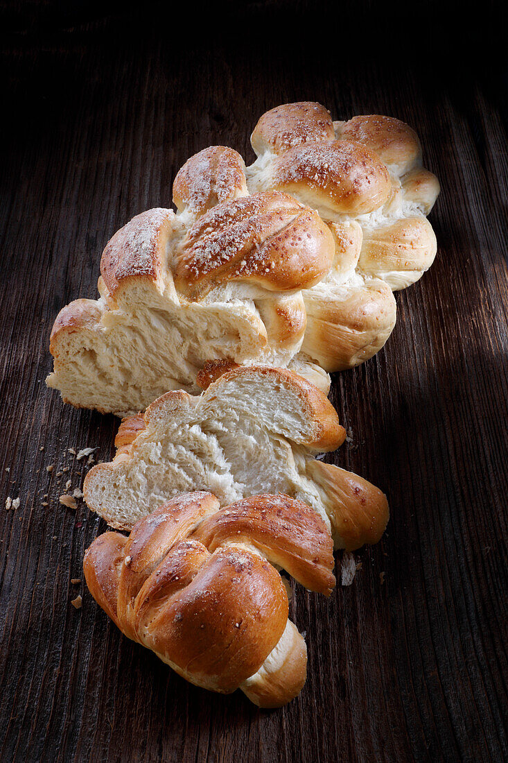 Challah (Jewish yeast braid)