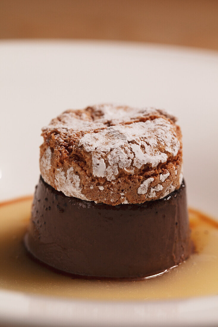 Bunet with amaretti (chocolate flan, Piedmont, Italy)