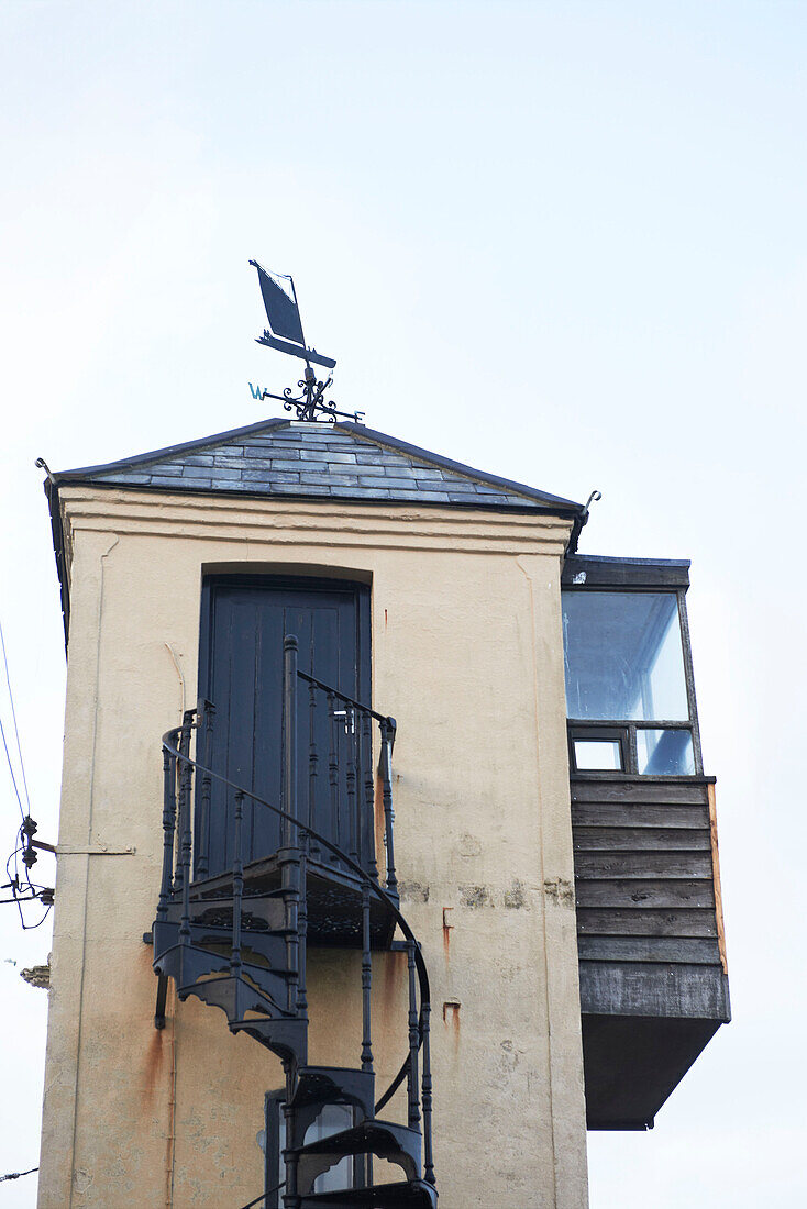 Aussichtsturm mit schmiedeeisernen Metalltreppen Aldeburgh, Suffolk England UK