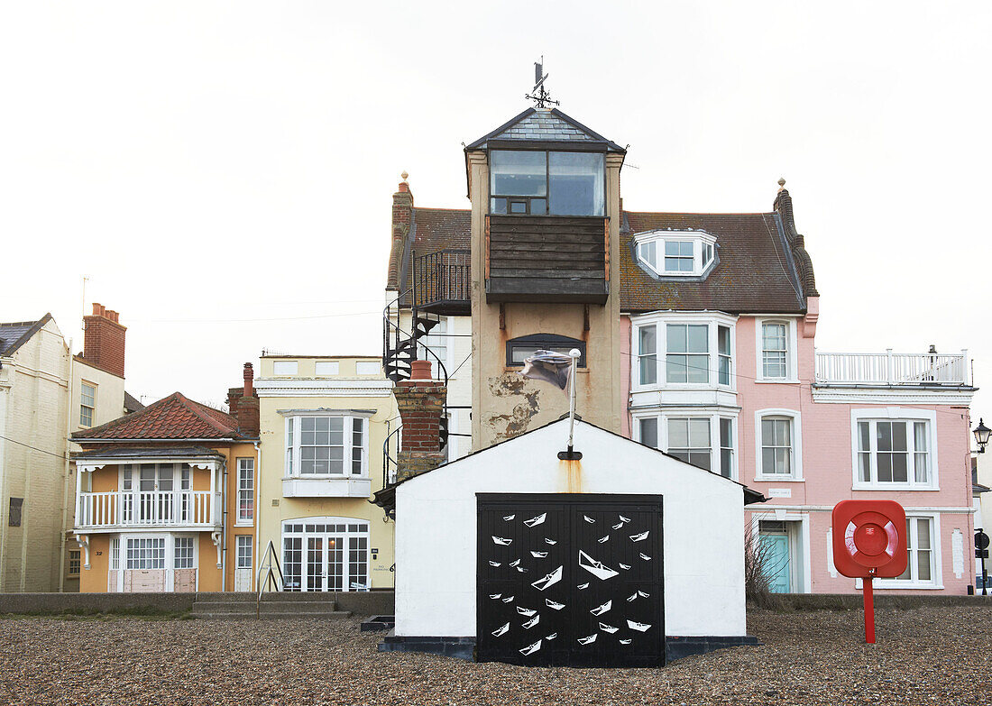 Aussichtsturm mit schmiedeeisernen Metalltreppen Aldeburgh, Suffolk England UK