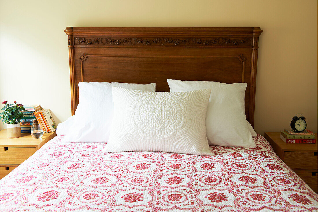 White pillows against wooden carved headboard in Berkshires home, Massachusetts, Connecticut, USA
