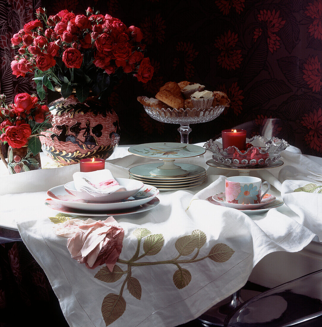 Feminine floral dining room with bouquet of flowers