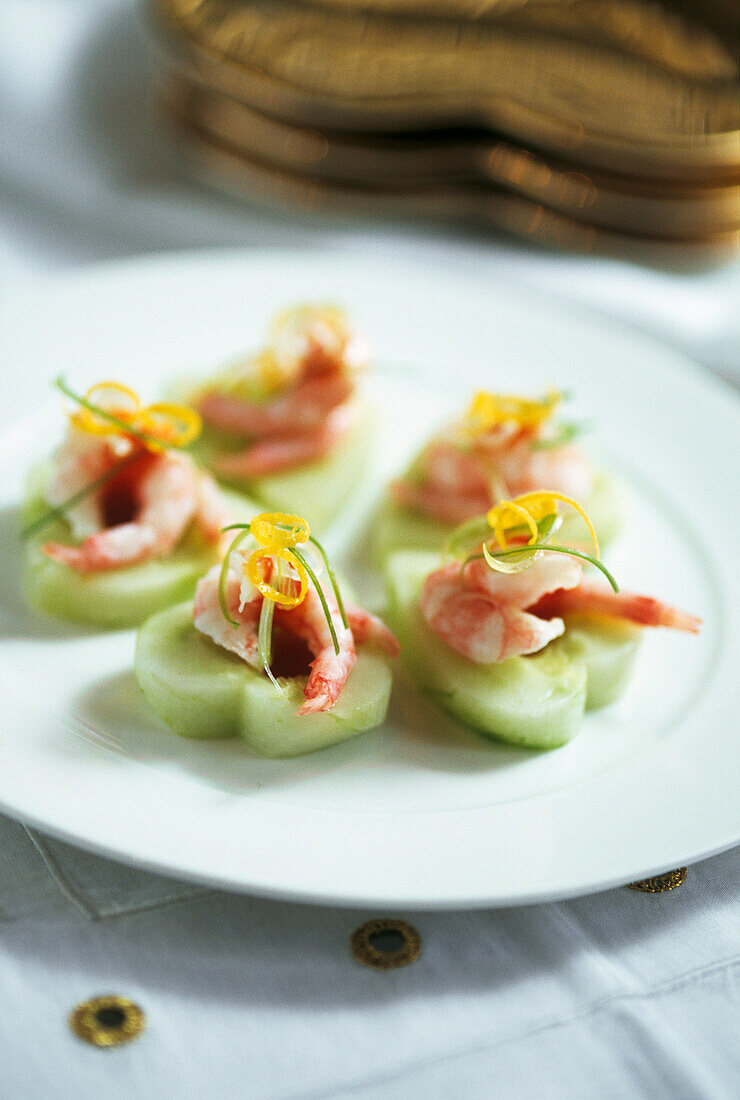 Heart shaped cucumber and prawn canapes – License Images – 13561785 ...