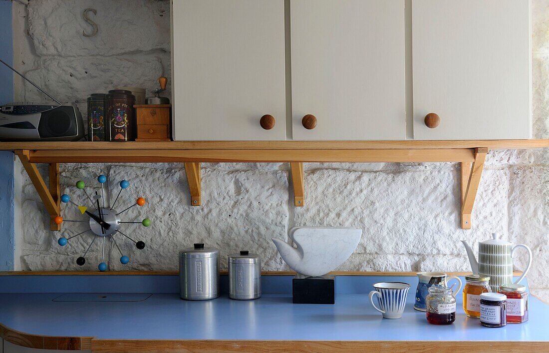 Items on kitchen worktop