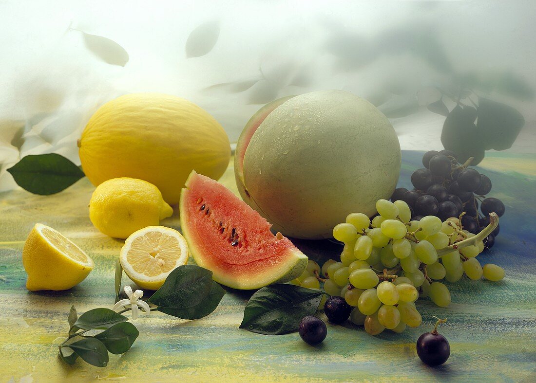 Früchtestilleben mit Zitronen, Melonen, Weintrauben