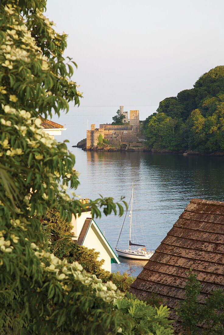 Dartmouth Castle, mouth of the river Dart, Devon