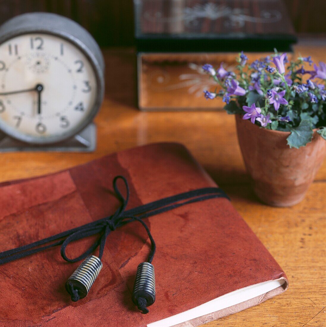 Study desk setting