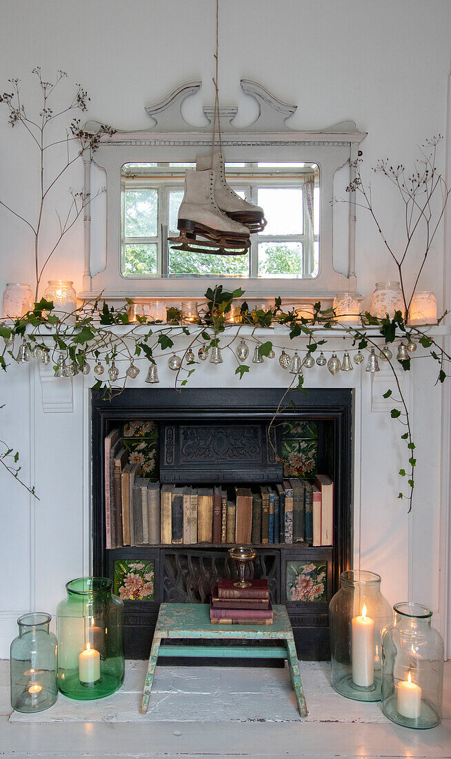 Festive mantelpiece