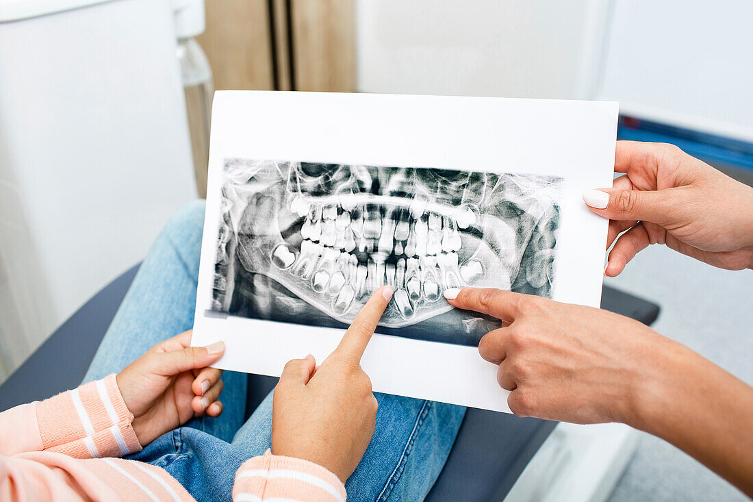 Examining dental X-ray