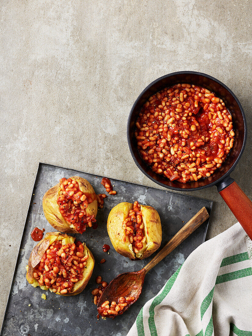 Baked potatoes with baked beans