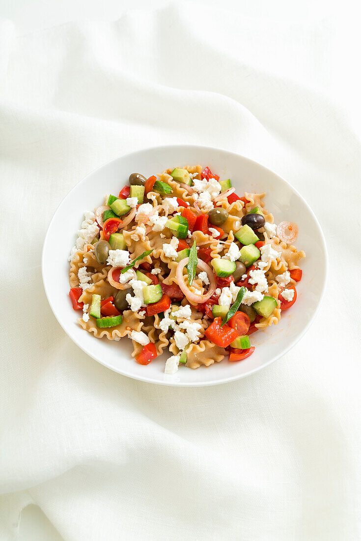 Malfalde pasta salad, Greek style