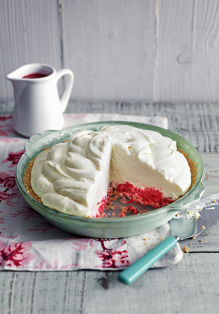 raspberry marshmallow cheesecake