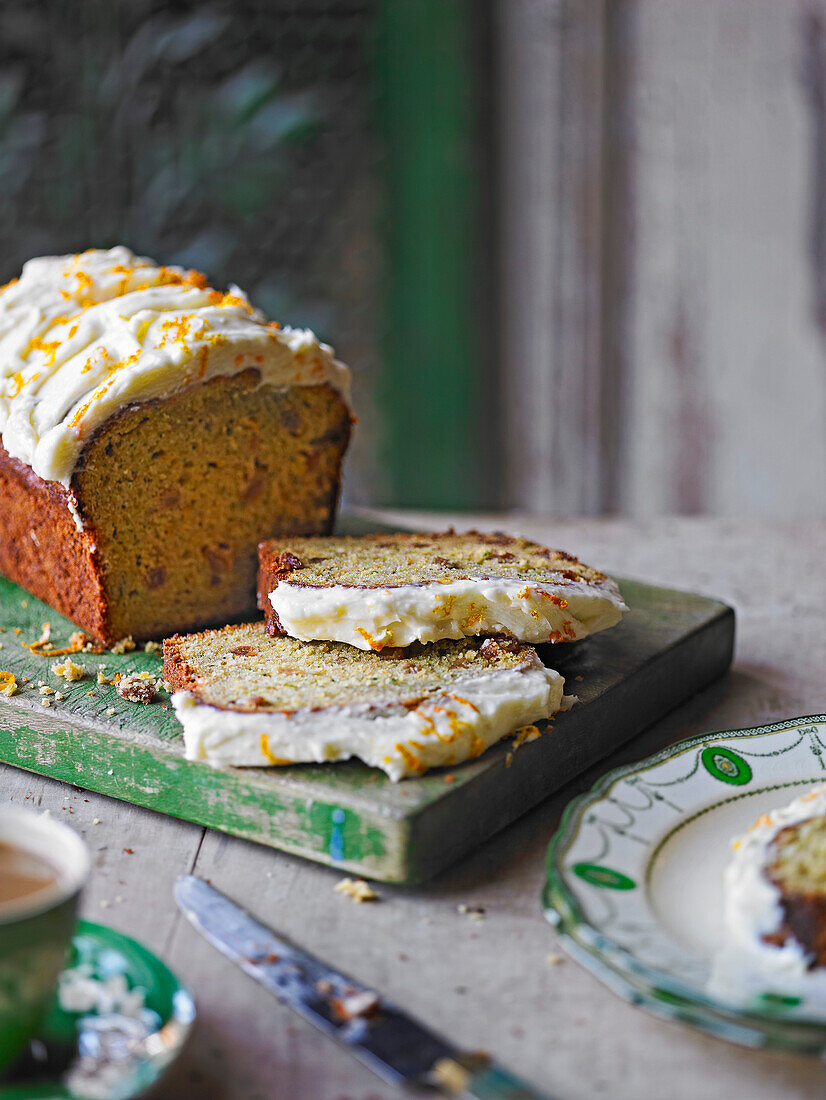 Courgette and orange cake