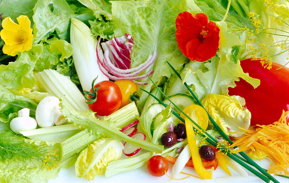 Colourful salad with edible flowers