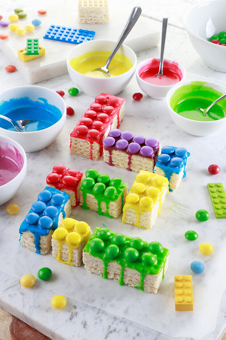 Waffle cakes decorated like building blocks