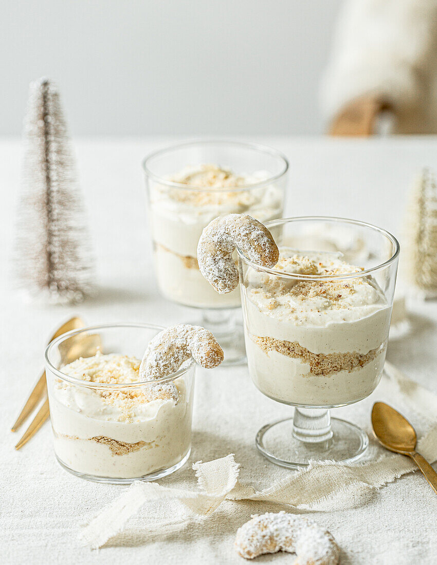 Vanillekipferl-Mousse zu Weihnachten