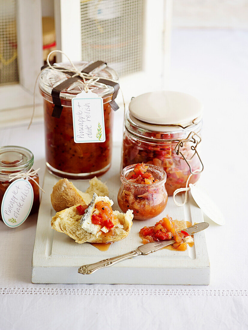 Pineapple relish