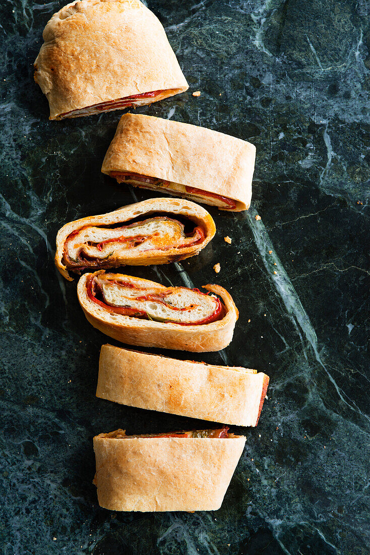 Stromboli (Pizzaroulade)