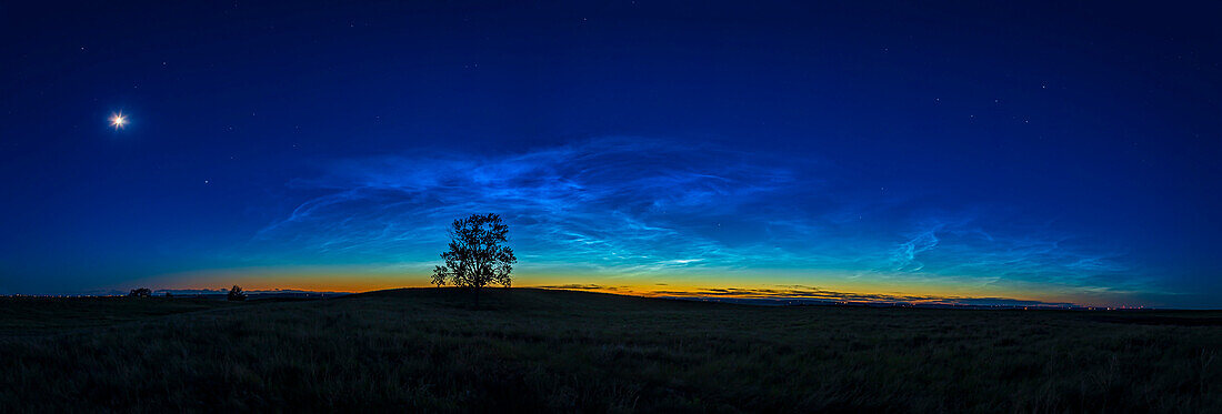 Noctilucent clouds