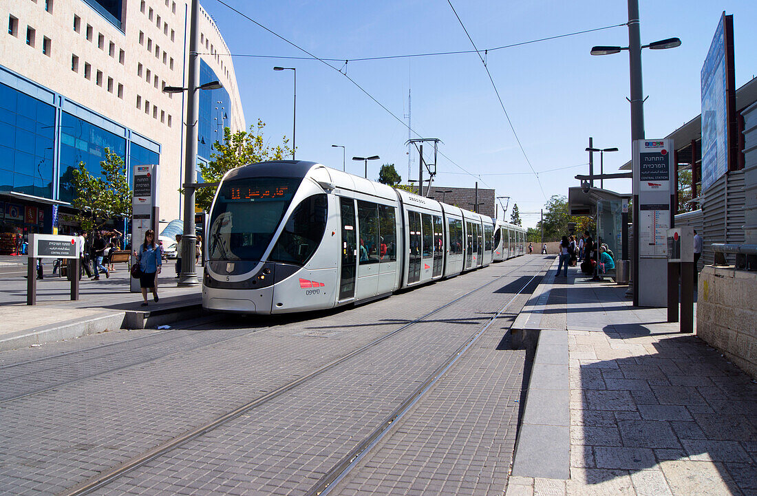 Red Line tram in Jerusalem