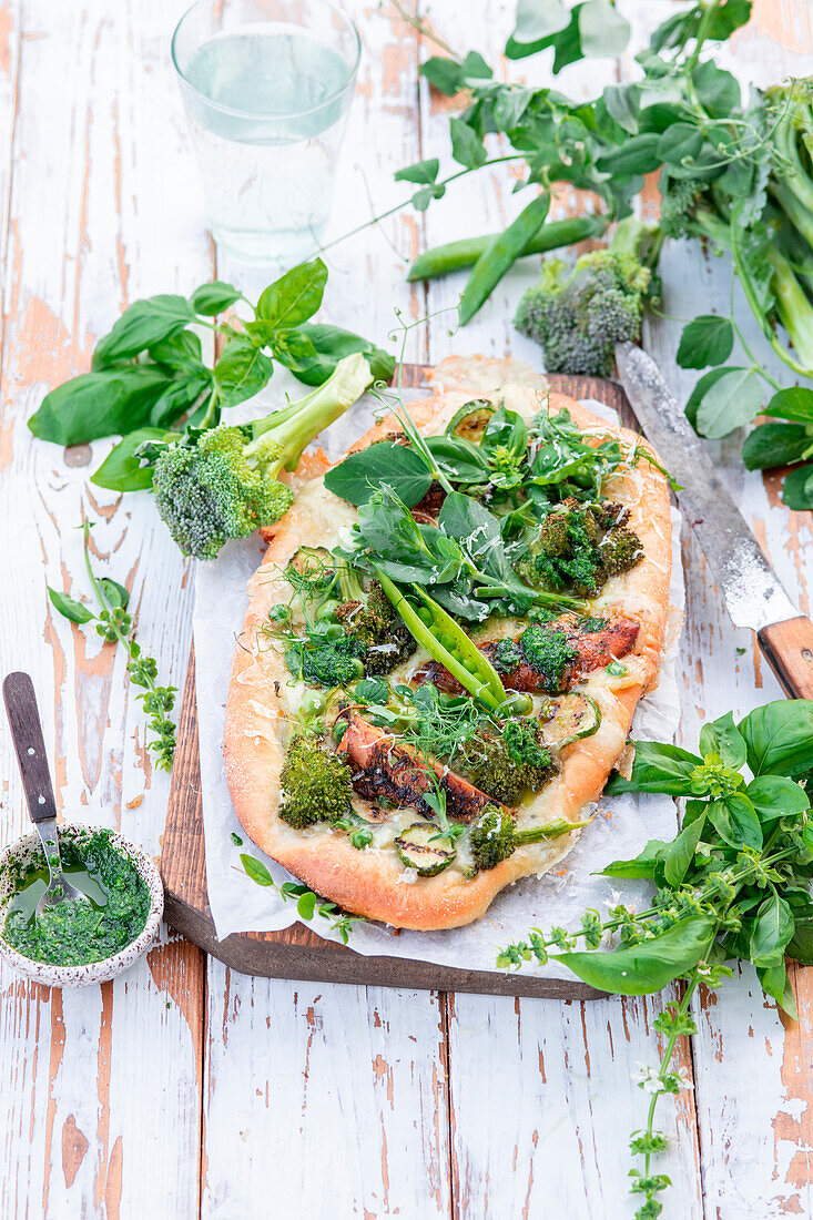 Green peas broccoli pizza