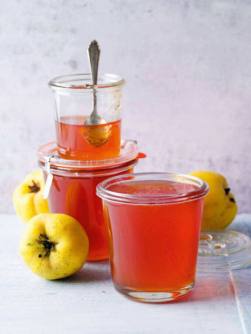 Quince Jelly Royal