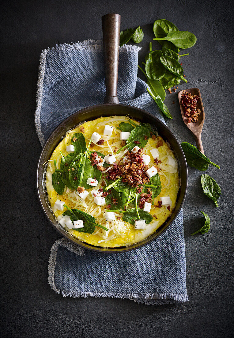 Weißkohl-Omelett mit Spinat und Feta
