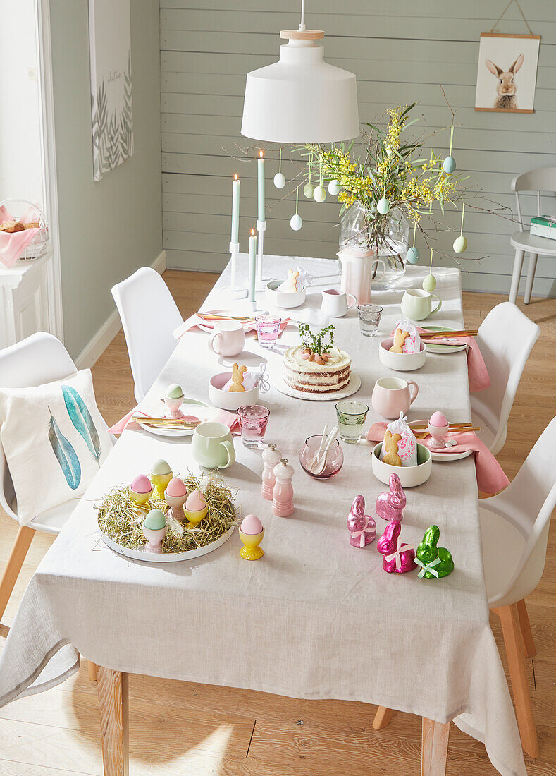 Easter table setting in pastel shades