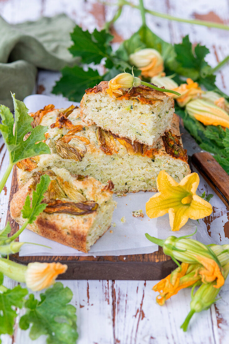 Sweet cake with lemon and zucchini