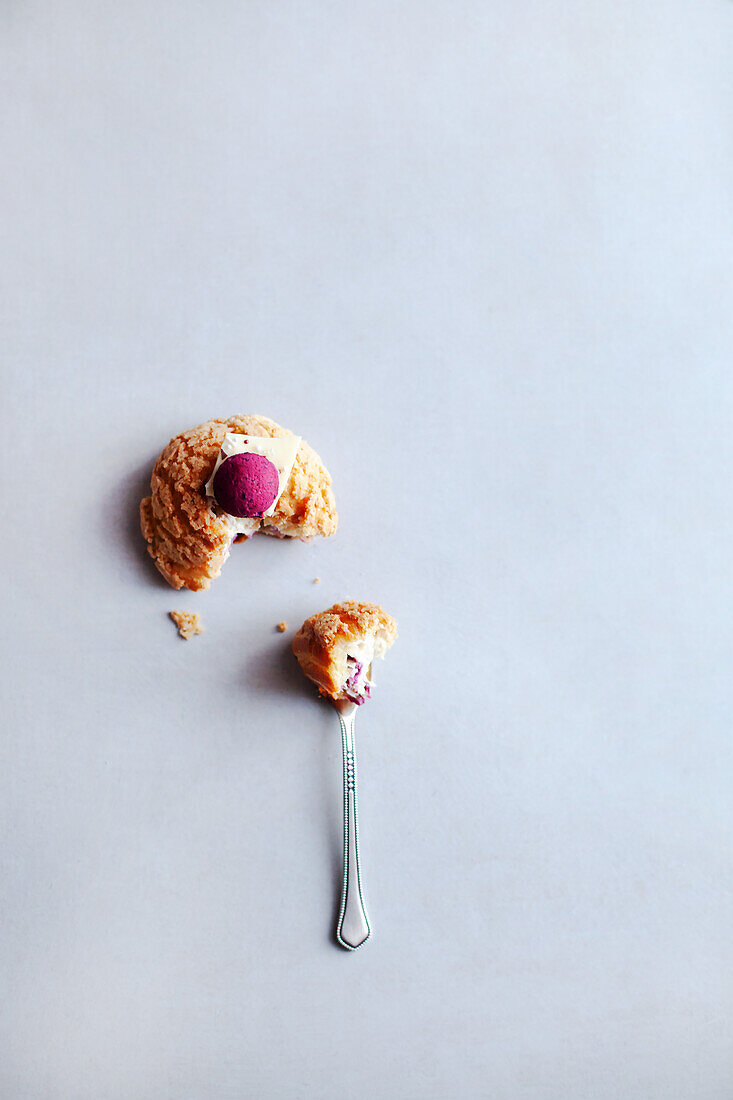 Mini-Himbeerkuchen mit Cremefüllung