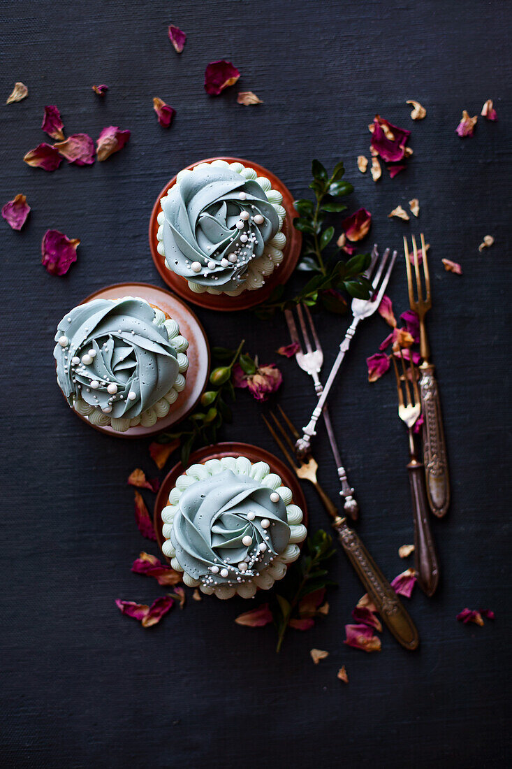Single portion cupcakes with blue frosting