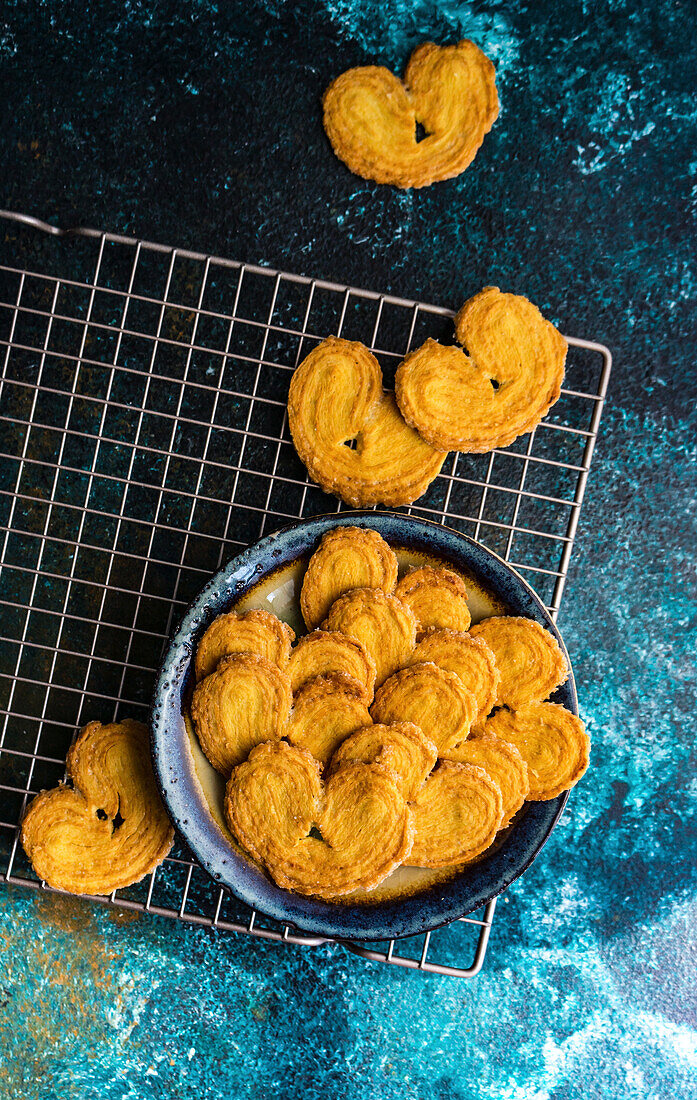 Palmiers with cinnamon